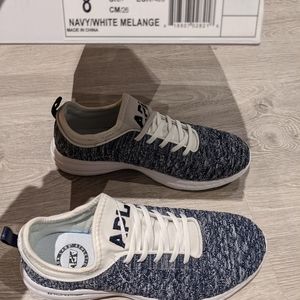 APL Phantom Running Shoe Blush/White Sizes 8 mens